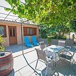 Vakantiehuis Kirac Pomer