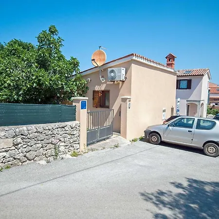 Holiday home Kirac *
