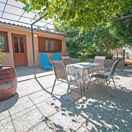 Prázdninový dům Kirac *